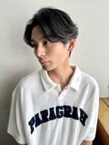 ミラバイグリーン(Mira by green)&nbsp;センターパート/毛流れ/カルマパーマ/ツーブロック/韓国