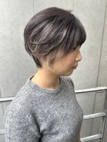 マイラ 銀座(myla)&nbsp;イメチェンショートボブグレージュハイライトイヤリングカラー