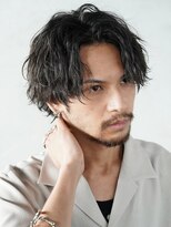 波巻きスパイラルパーマツイストスパイラルパーマセンターパート