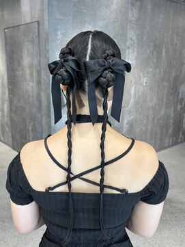 ピークアブー 原宿ハラカド(PEEK-A-BOO) ヘアセット ライブヘア ツインヘア タイトツイン お呼ばれヘア