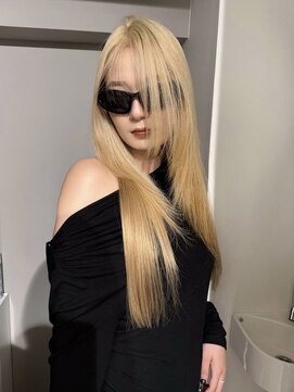 ビューズ(VIEWS) ロングヘアブロンドヘアー/表参道美容室/南青山美容室/