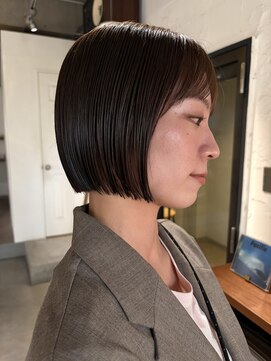 リチウム(LITHIUM...) パツッとボブ ショート オリーブカラー