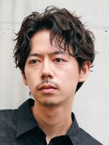 テン 心斎橋(tenn.) メンズセンターパート七三分けパートニュアンスパーマ刈り上げ