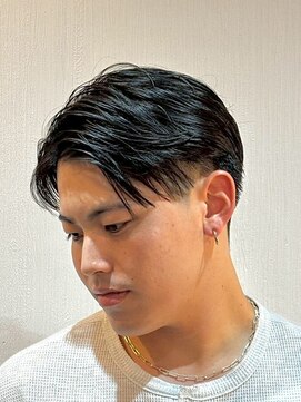 ジェントル(GENTLE) 大人の色気を引き出すセンターパートショート