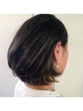 ボスコ 下北沢店(bosco) 切りっぱなしボブ+ハイライト《koike》