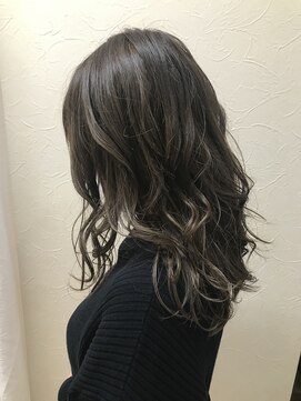 レイール(reir) 春グレージュ
