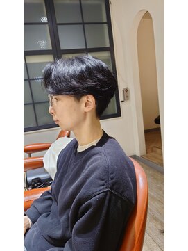 ブロッサム ひばりヶ丘(Blossom) 20代30代40代小顔ハンサムショート毛流れパーマ