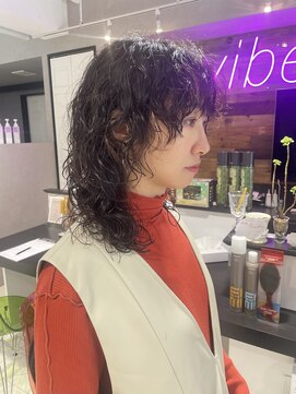 バイブス バイ ケンジ(vibes by KENJE) スパイラルパーマ