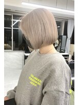 リア 大阪梅田(Ria)&nbsp;～ホワイトミルクティーべージュ～【Ria 大阪 梅田】