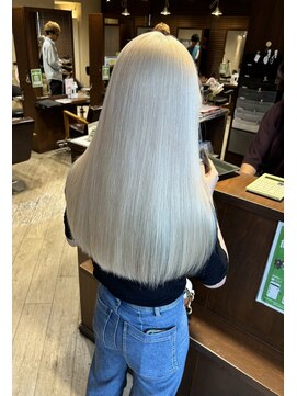 リアンドコー(Re&co) mai/ホワイトカラー/艶髪/ハイトーン