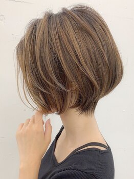 リヴ(LIV)の写真/【圧倒的素材美】白髪を隠すのを卒業しませんか？*白髪を活かす髪質改善カラー導入*〔髪質改善〕
