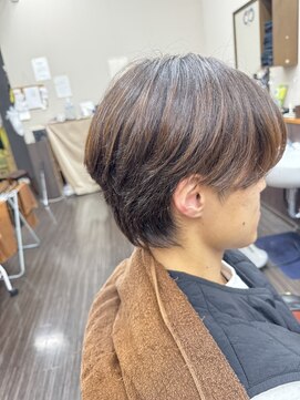 バーバーズ にじの森店 毛流れセンターパート