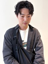 シテン(SITEN)&nbsp;波巻きパーマ/センターパート/無造作ヘア