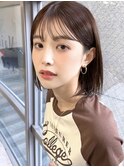 切りっぱなしボブチェリーブラウンミニウルフ前髪縮毛矯正表参道
