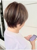 ハイライトカラー大人のハイライトショート