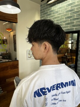 サンディーズ(Sandees) ツーブロックマッシュシャドウパーマ