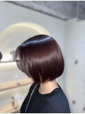 上質ボブの深みレッド
