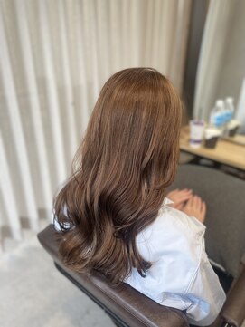 やわらかい暖色ベージュカラー//〇