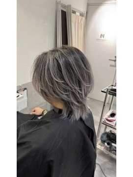 シエラ 南船場(CIERA.) ウルフヘアにバレイヤージュスタイルMIX