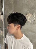 アカ(ACA)&nbsp;フェザーパーマ札幌大通りメンズ美容室