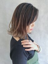 ムウ 難波(MOU)&nbsp;ハッシュカットフルバング似合わせカットレッドブラウン20代30代