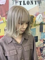トロニー(TLONY) 渋谷TLONY ホワイトベージュ/stylist miaki