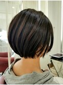 大人可愛い20代30代40代黒髪前下がりショートボブ丸みショート◎