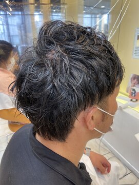 クオリス 上板橋店(QUALIS) 束感ショート癖毛風パーマ【簡単スタイリング×ビジカジ】