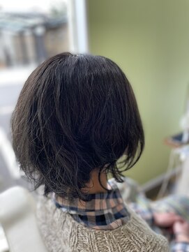 ボヌー(Bonheur) クセ毛を活かしてパーマ風