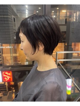 メモリーズ 銀座(Memories) 簡単スタイリング!大人可愛いショートヘア!