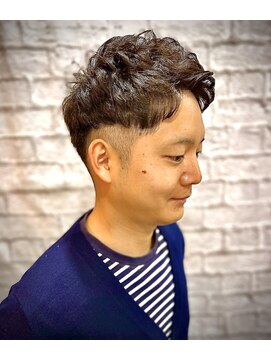 グレイスフルバーバー 赤坂見附店 デザインショートパーマ【赤坂】【赤坂見附】【理容室】【床屋】
