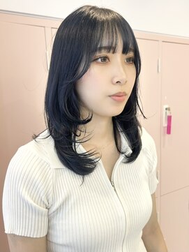 アール 横浜(R) 〈MAKI〉ミディアムレイヤー+ブルーブラック