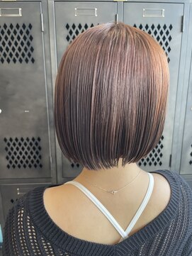 アチーブリス(achieve Liss) ヘアドネーションカットナチュラルカラー大人可愛い艶感ショート