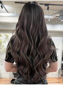 ハイライトカラーアッシュベージュブリーチレイヤーカット
