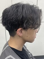 フイ 恵比寿(Hui)&nbsp;ツイストスパイラルパーマ/フェザーパーマ/センターパート