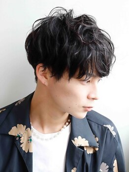 フラミューム 小田原(flammeum)の写真/【メンズカット+クイックSPA¥3900】駅近だからお仕事帰りも通いやすい◎ON/OFFキマる好印象ヘアに！