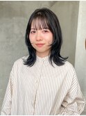顔まわりレイヤー　ミディアムレイヤー　ブルージュ　アッシュ