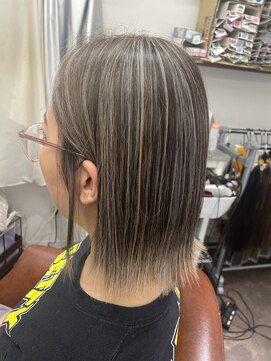 ラティオ 難波Ratio 30代から　白髪ボカシハイライト　ボブ　難波　マンツーマン