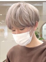 サンクマーケット 渋谷(cinq MARKET)&nbsp;ホワイトブロンドメンズホワイトベージュカラー韓国風メンズヘア