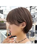 イメチェンショート外ハネボブ美髪ブルーブラック暗めカラー