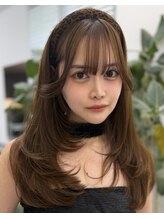 リア(riah)&nbsp;韓国ヘアーハッシュカットレイヤーカットハイライトカラー