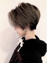 ザワン(the one .)&nbsp;【the one.】ショートスタイルにブリーチデザイン -TANAKA-