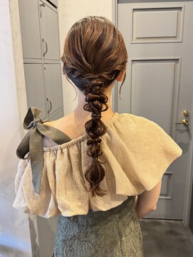 ニュートライズ(NEUTRIZE) ヘアセット お呼ばれヘア 編みおろし 前髪カット