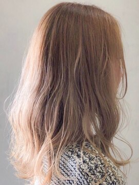 フォーム(FORM) Milky beige