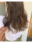シアベージュ