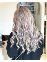 エリーツ 表参道(elyts)&nbsp;《透明感◎冬カラー》なみなみウェーブ×ミルクティアッシュ