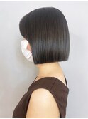 ぱつっとボブ_ショコラアッシュヘルシースタイル_ba406991