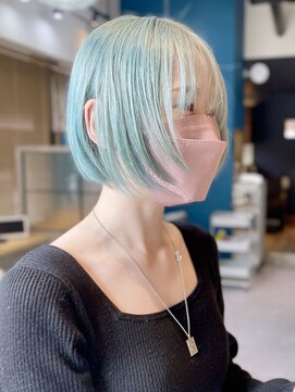 リノショアーズ 日本大通り店(RINOSHORES) ブリーチワンカラーペールミントカラーレイヤーミニボブ