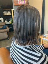 アンバー(amber) 切りっぱなしボブ