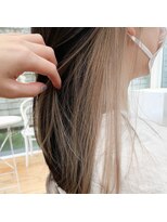 ユイル(Uil)&nbsp;大人かわいいミディグレージュカラーシルキーベージュ